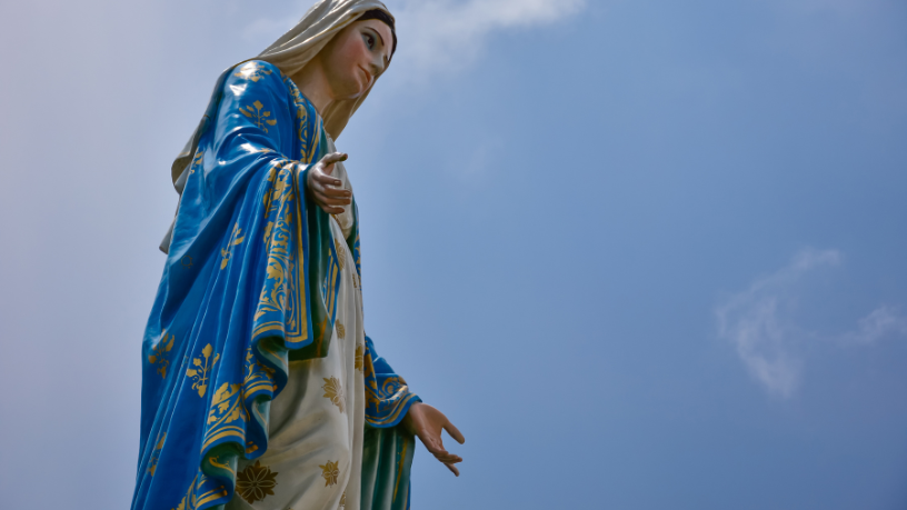 Descubra como Maria inspira amor, cuidado e devoção na vida da Igreja, apresentado por Jose Eduardo De Oliveira e Silva.