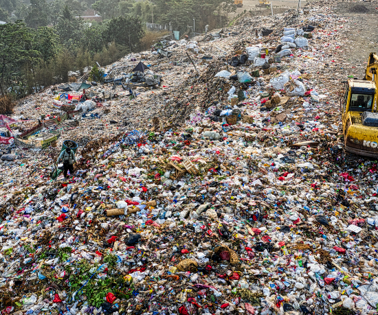 Felipe Schroeder dos Anjos explica neste artigo quais são os tipos de aterro sanitário, como funcionam e por que são essenciais para a gestão ambiental adequada dos resíduos.